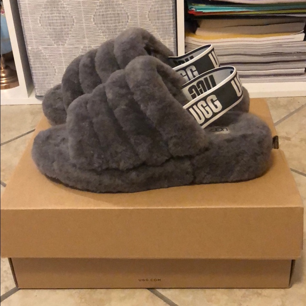 UGG FLUFF YEAH SLIDE grey/charcoal sandal Sz 6